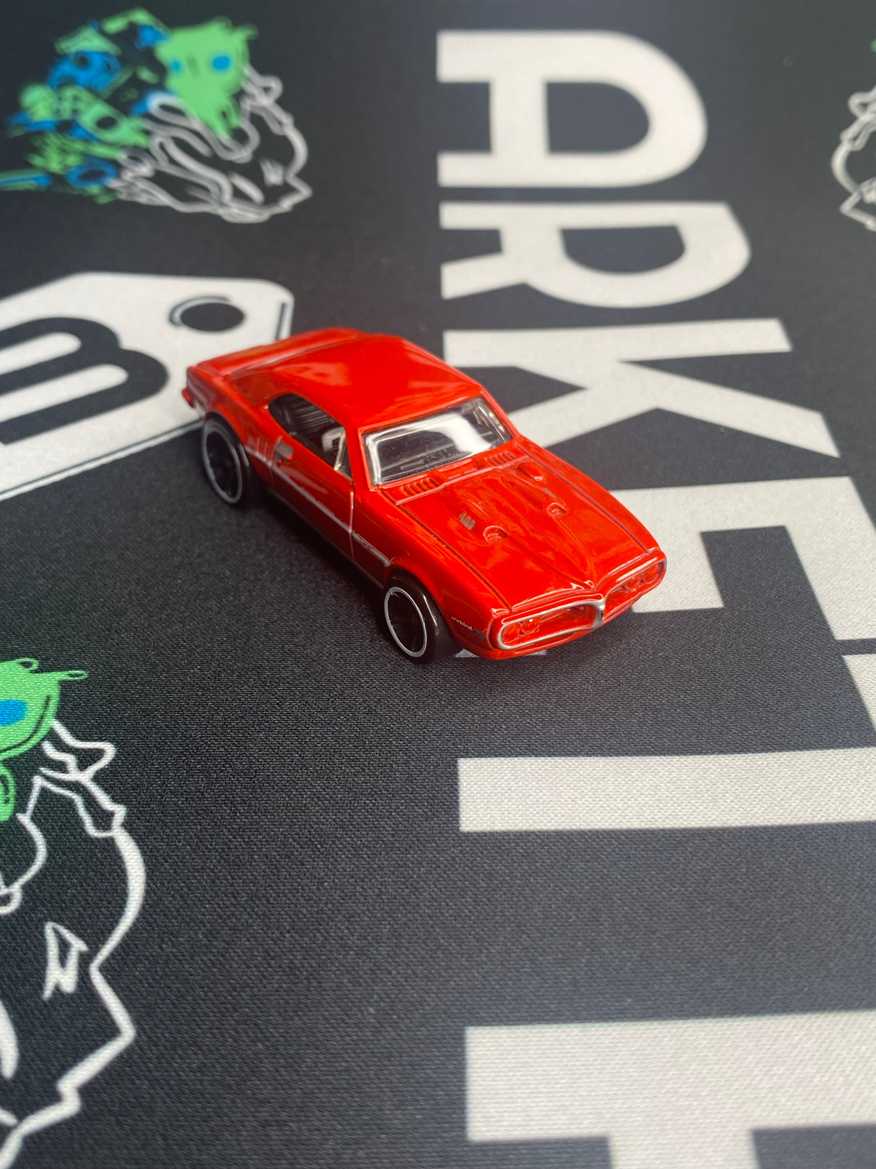 HOT WHEELS ‘67 Pontiac Firebird 400