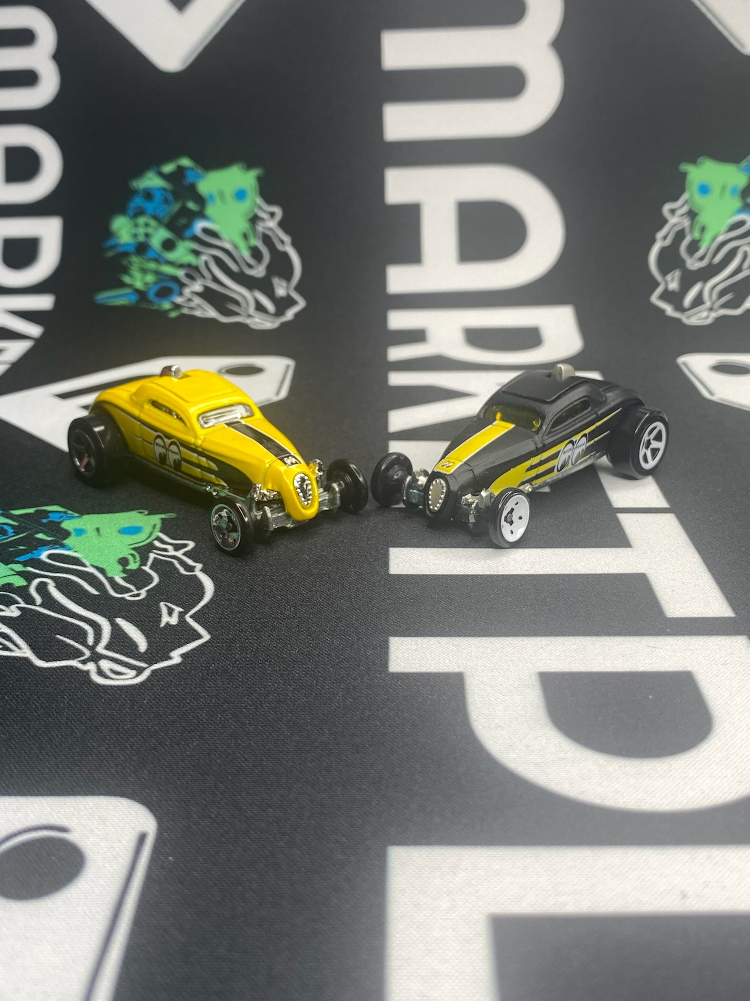 HOT WHEELS Sooo Fast - Mooneyes