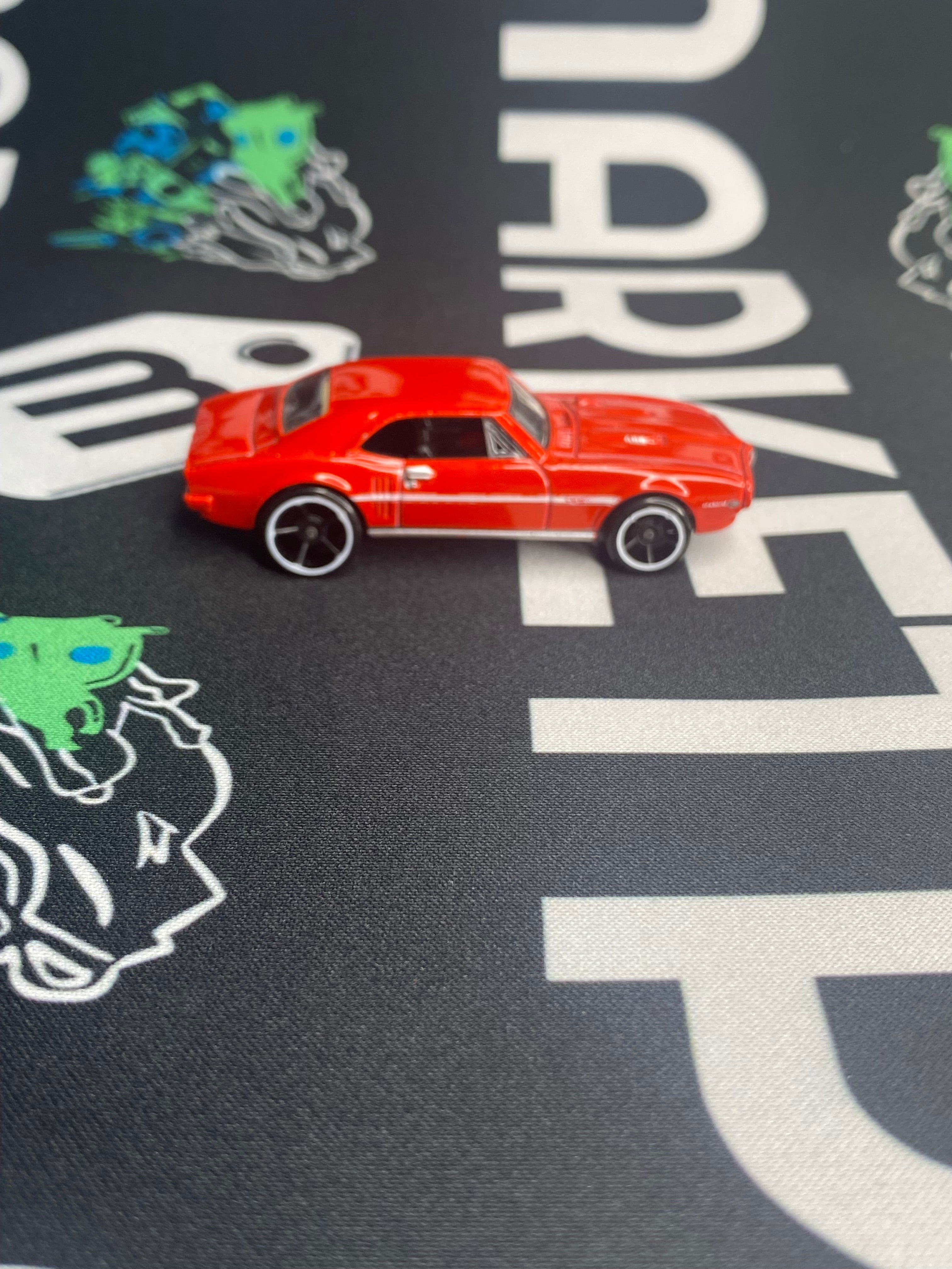 HOT WHEELS ‘67 Pontiac Firebird 400