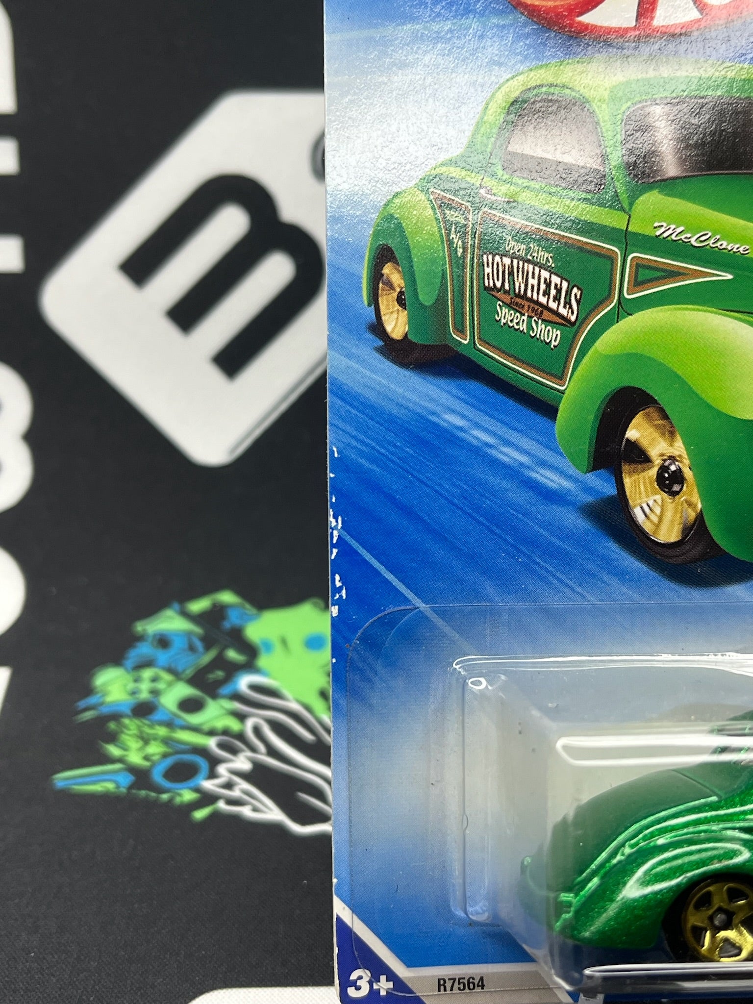 HOT WHEELS Custom ‘41 Willys Coupe - Green