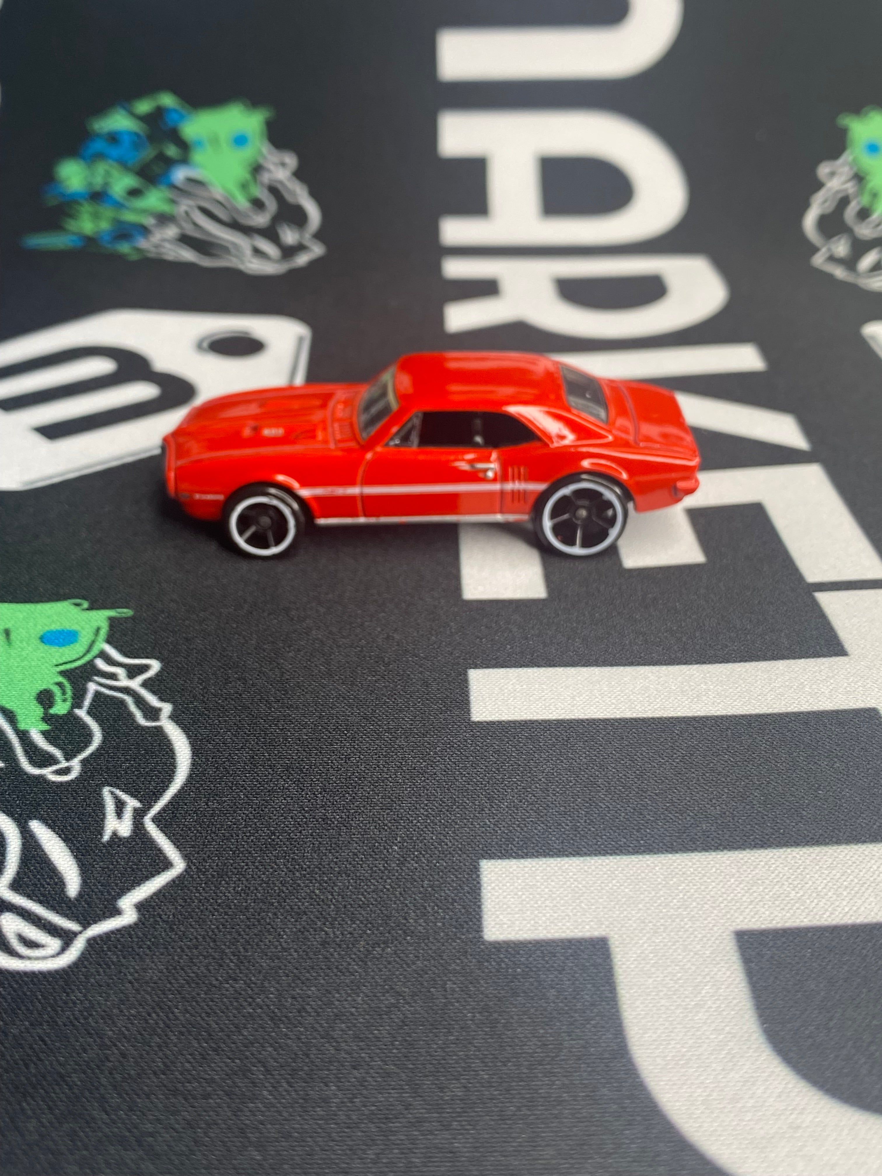 HOT WHEELS ‘67 Pontiac Firebird 400