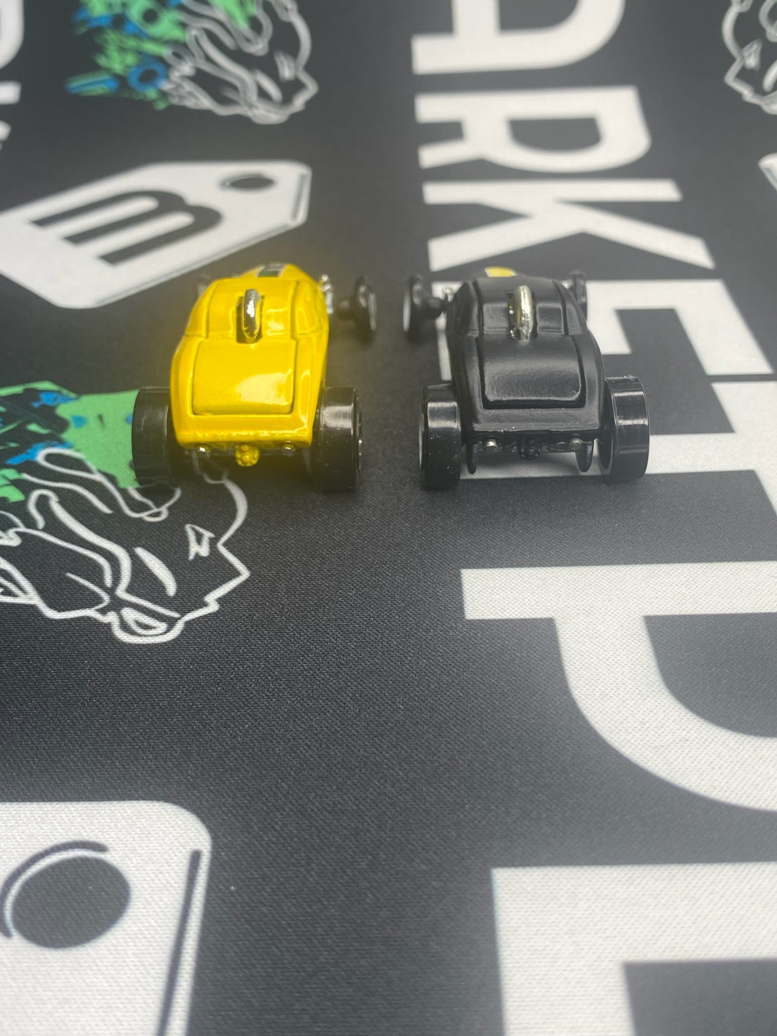 HOT WHEELS Sooo Fast - Mooneyes