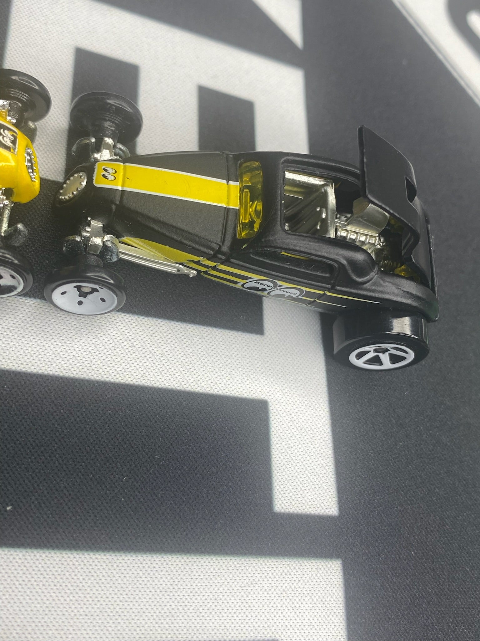 HOT WHEELS Sooo Fast - Mooneyes