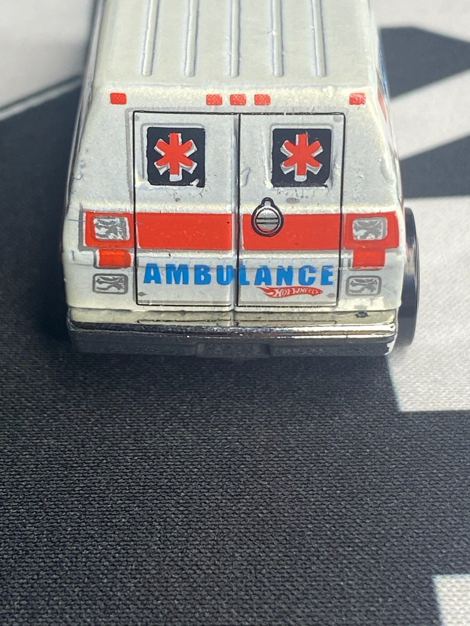 HOT WHEELS Super Van