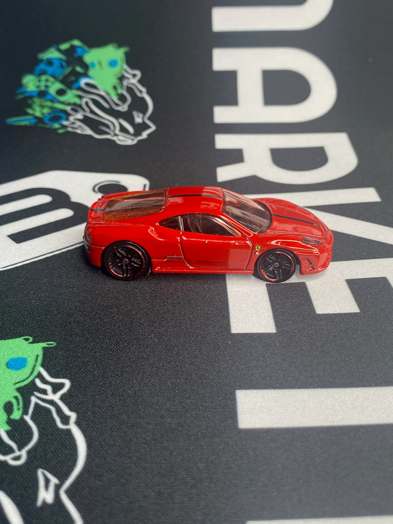HOT WHEELS Ferrari 430 Scuderia