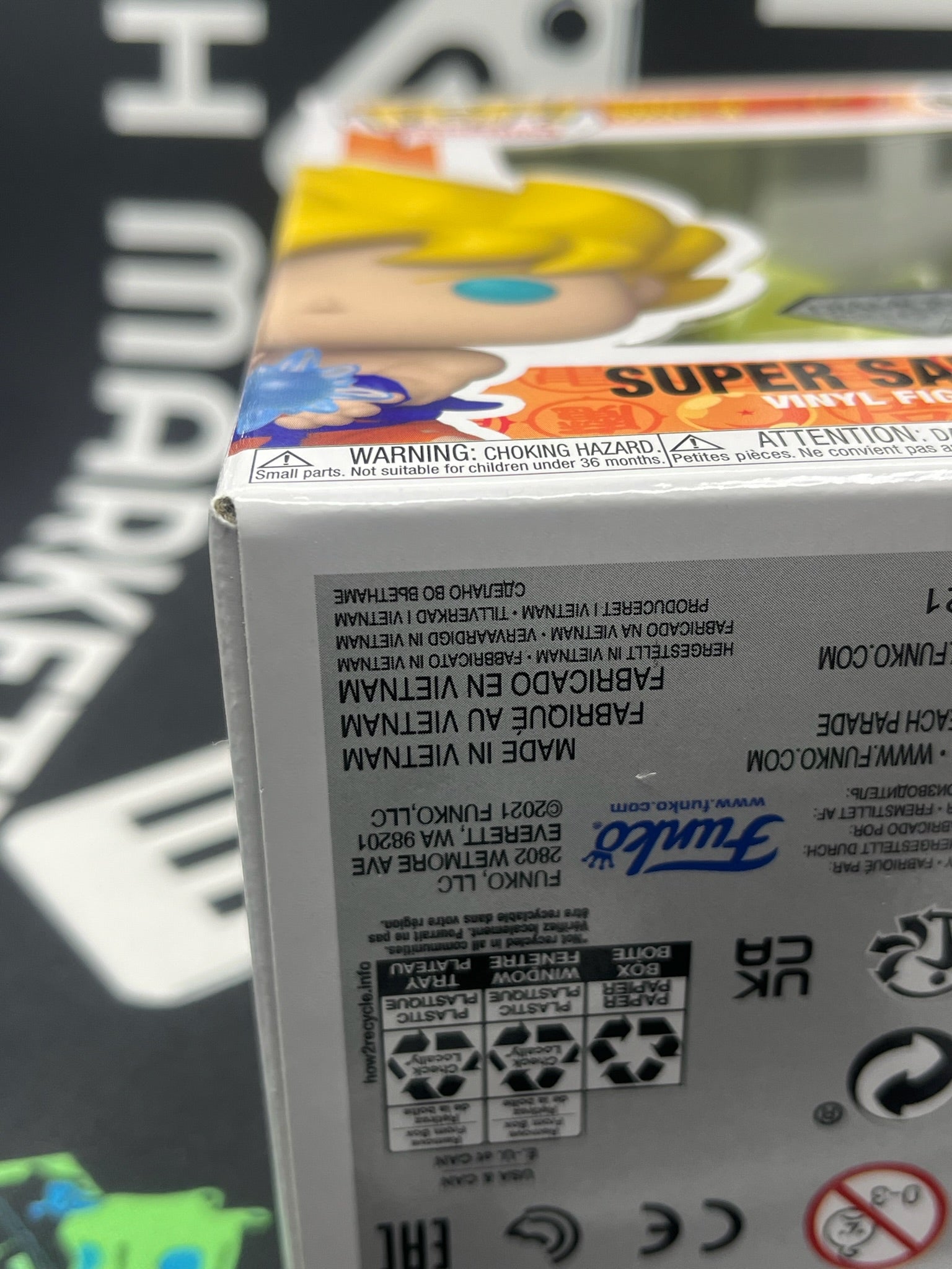 POP Super Saiyan Goku with Kamehameha (Hot Topic)