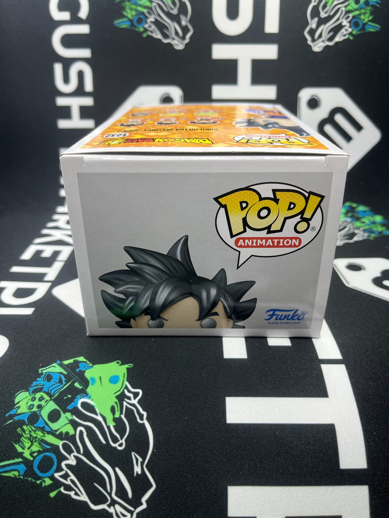 POP Goku ‘Ultra Instinct -Sign-’ (Fall Convention)