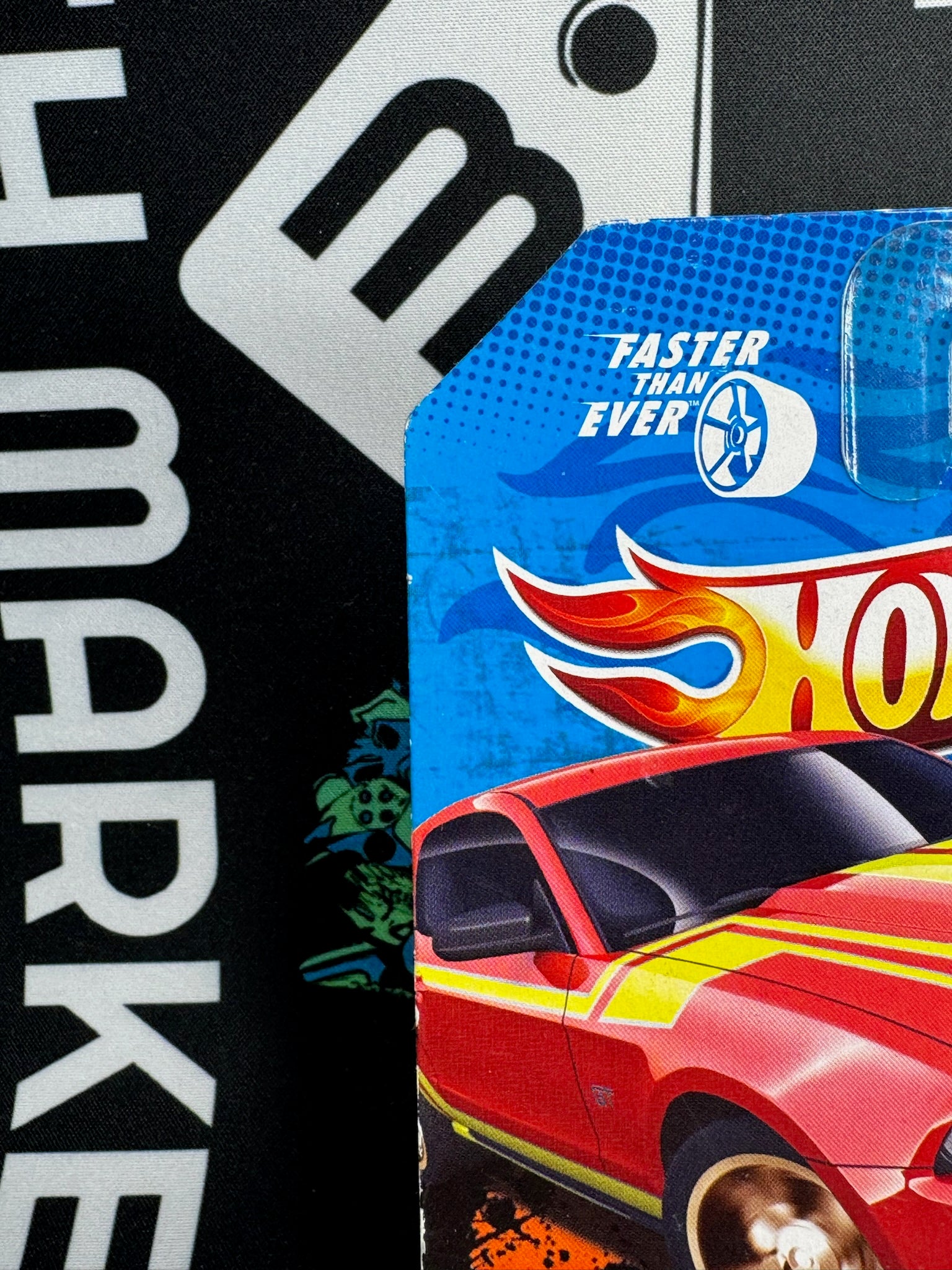 HOT WHEELS 2010 Ford Mustang GT