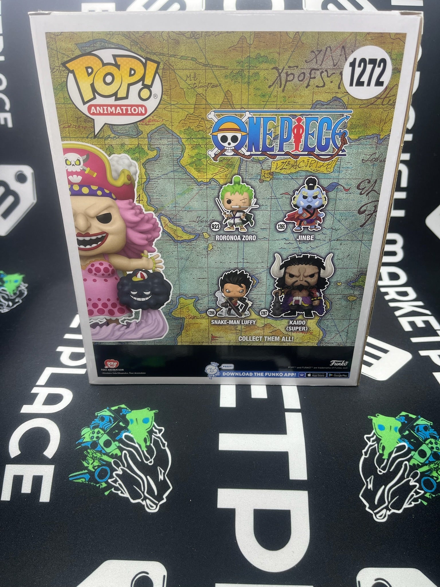 POP Big Mom With Homies (Galactic Toys & Collectibles)