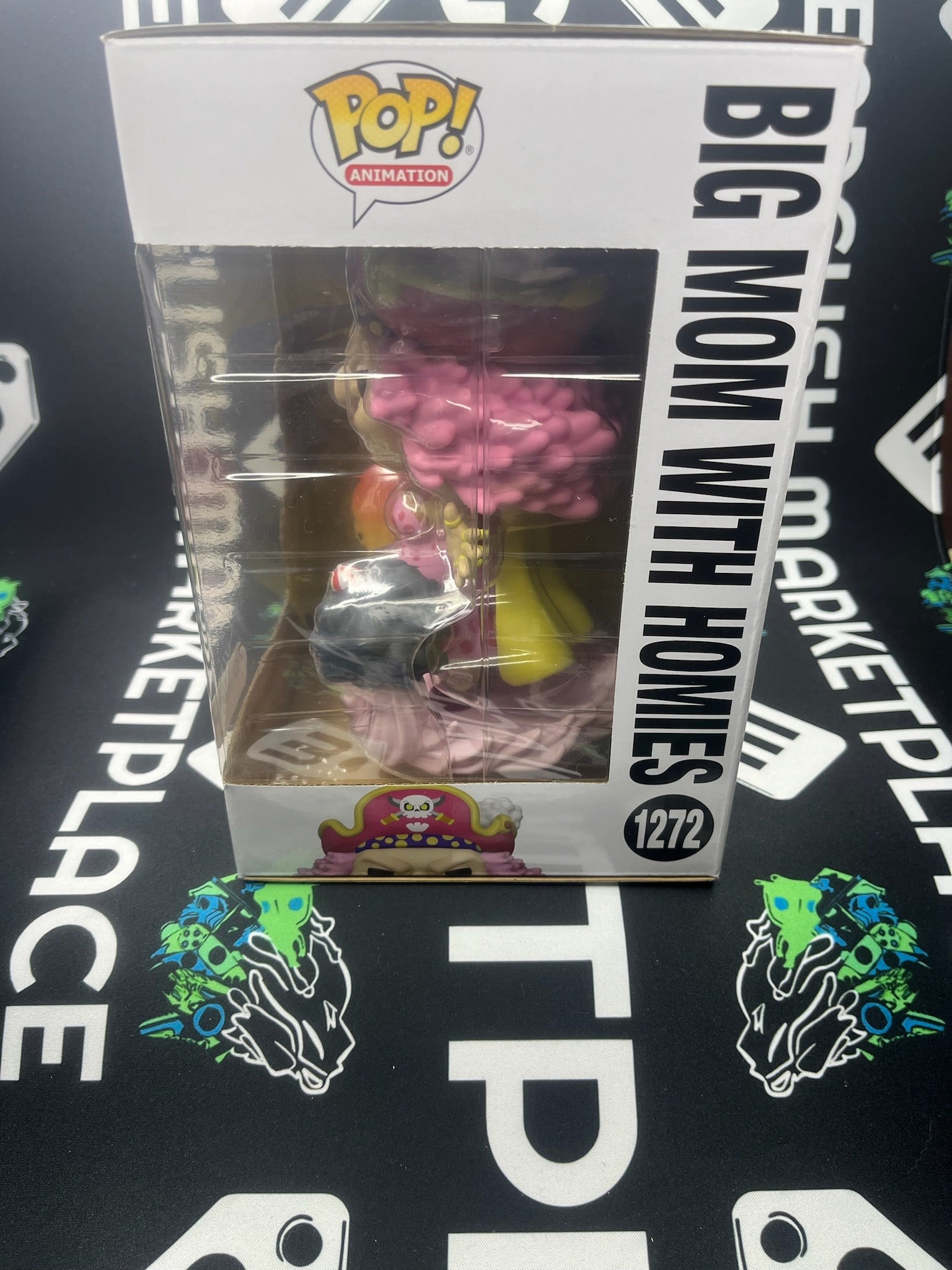 POP Big Mom With Homies (Galactic Toys & Collectibles)