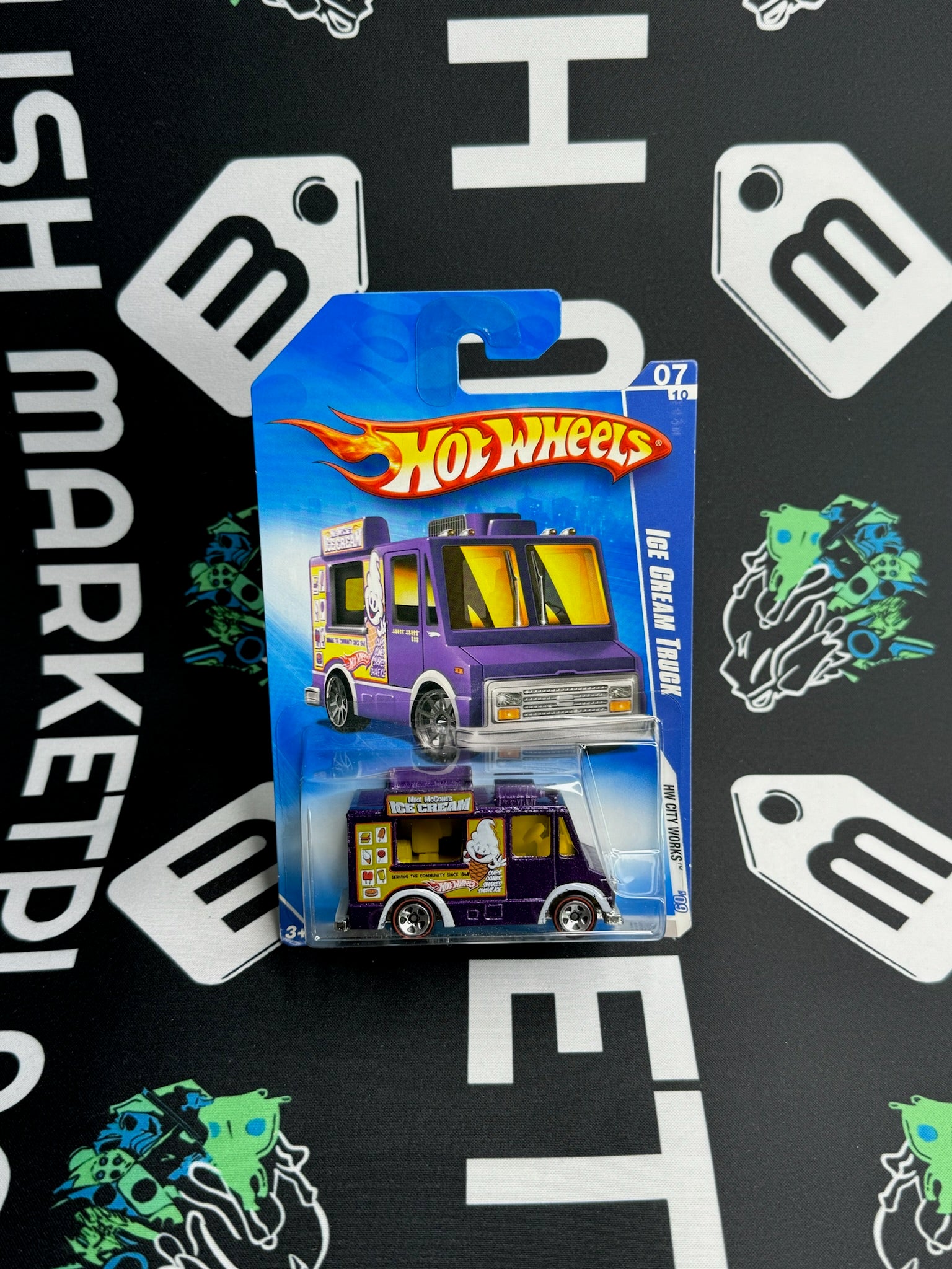 HOT WHEELS Ice Cream Truck