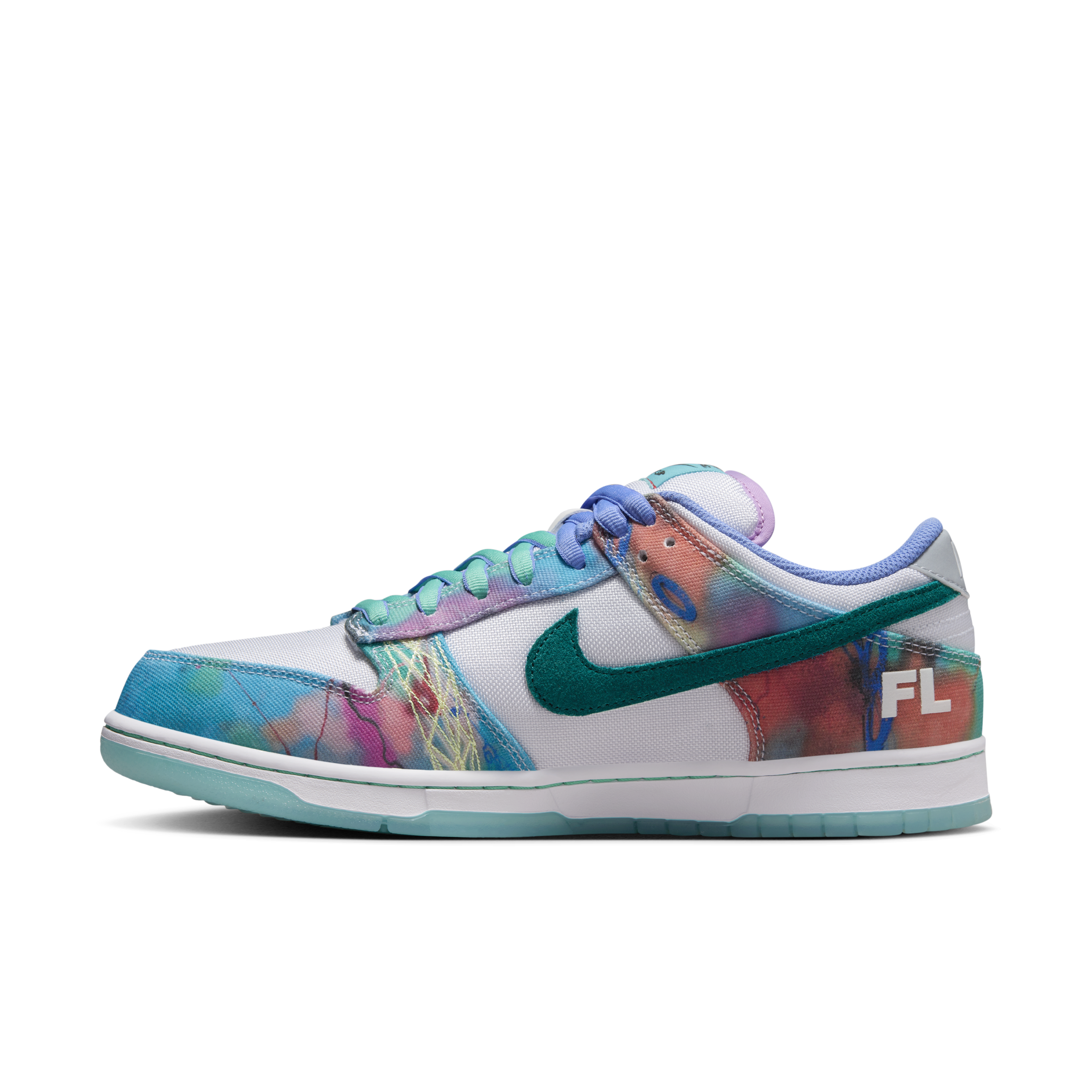 NIKE SB Low Dunk Futura Laboratories
